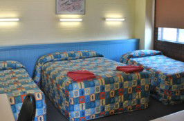 A & A Lodge Motel - VIC Tourism 3