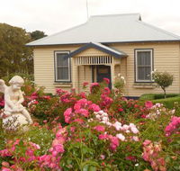 Amor of Red Hill - VIC Tourism