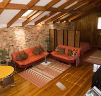 Bet's Bed and Breakfast Studio - VIC Tourism