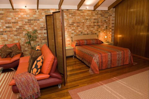 Bet's Bed And Breakfast Studio - VIC Tourism 2