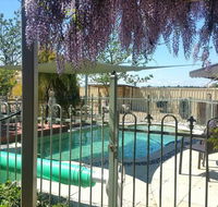 Must Love Dogs BB and Self-Contained Cottage - VIC Tourism