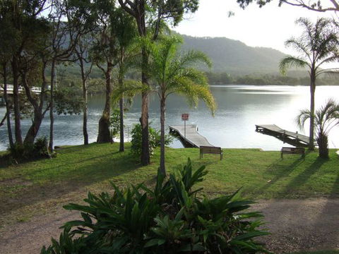 Pelican H2o Apartments - VIC Tourism 0