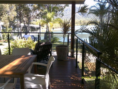 Pelican H2o Apartments - VIC Tourism 1