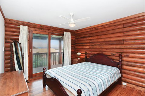 Sam's - VIC Tourism 5