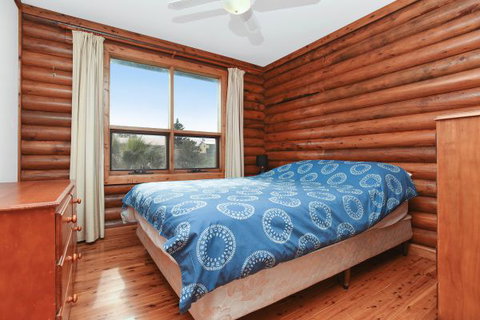 Sam's - VIC Tourism 7