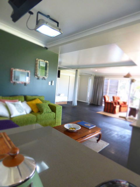 ArtHOUSE Beachfront Accommodation - VIC Tourism 2