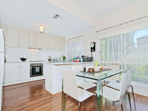 Century 21 SouthCoast: The Residence - VIC Tourism 1