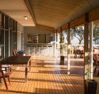 Vivonne Bay Lodge - VIC Tourism
