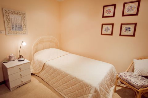 Camden Hillview - VIC Tourism 6