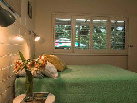 Ebbtide Apartments - VIC Tourism 3