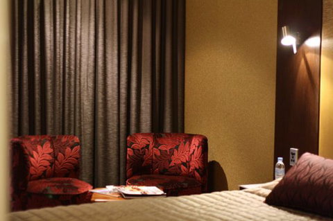 Tonsley Hotel - VIC Tourism 1