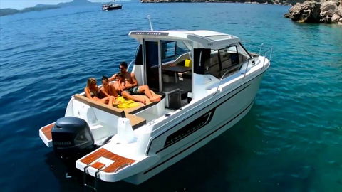 Sydney Harbour Luxury Boat Hire - VIC Tourism 0