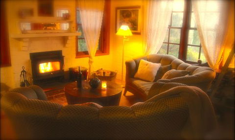 Pear Tree Hollow - VIC Tourism 1