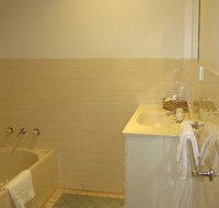 Tarrawingee Holiday Unit - VIC Tourism