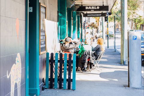 Darlo Bar At The Royal Sovereign Hotel - VIC Tourism 9