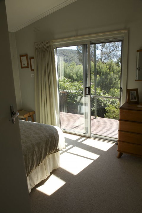 Kurringai Cottage - VIC Tourism 6