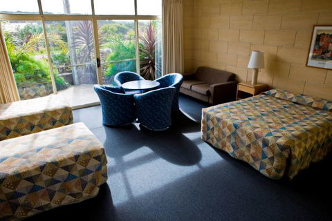 Portside Motel - VIC Tourism 9