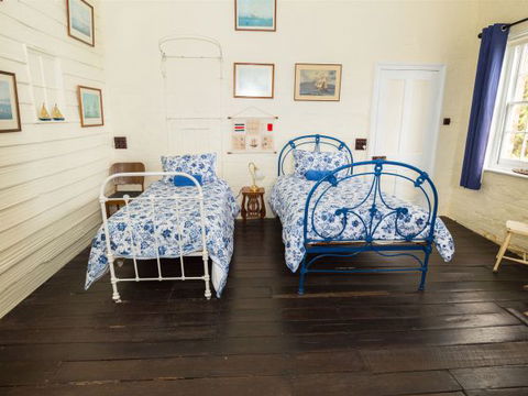 Tigerbay Retreat - Semaphore House - VIC Tourism 6