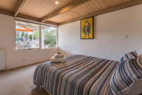 Serengale Retreat - VIC Tourism 8