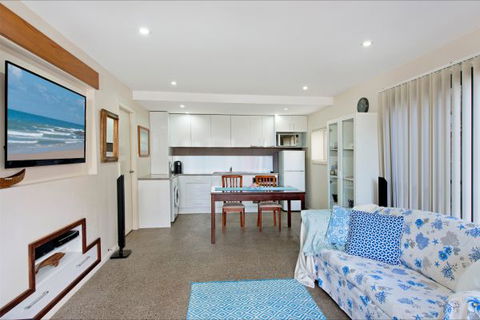 Akama Vista - Couple's Retreat - VIC Tourism 2