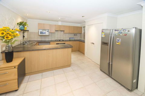 Alpha Homestay - VIC Tourism 7