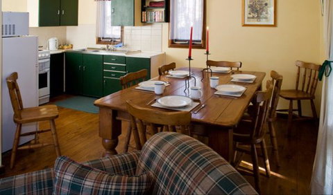 Arch Cottage - VIC Tourism 0