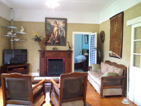 Berri Bed And Breakfast - VIC Tourism 3
