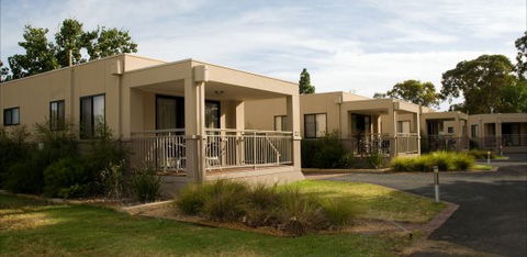 Berri Riverside Holiday Park - VIC Tourism 1