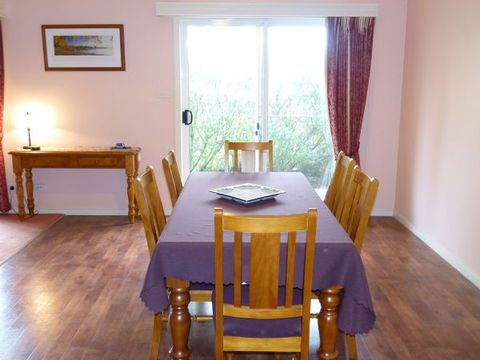 Birralee Cottage - VIC Tourism 1