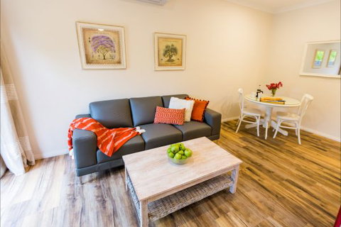 Brantome - VIC Tourism 1