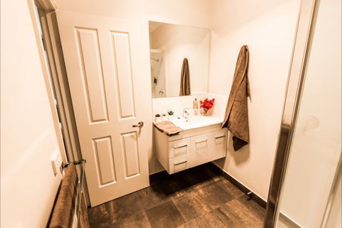 Brantome - VIC Tourism 7