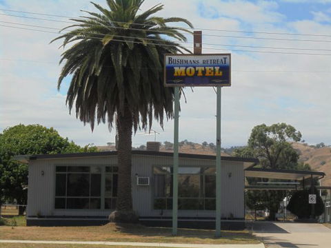 Bushmans Retreat Motel - VIC Tourism 0