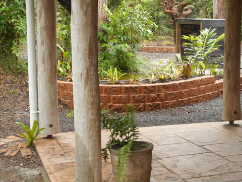 Byfield Cabins On Waterpark Creek - VIC Tourism 4