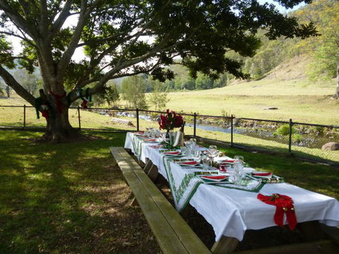 Christmas Creek Cafe` And Cabins - VIC Tourism 7