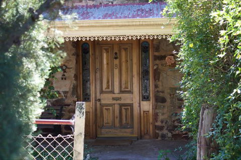 Christabelle Cottage - VIC Tourism 3