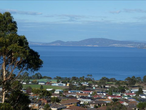 Charbella's On Norma - VIC Tourism 0