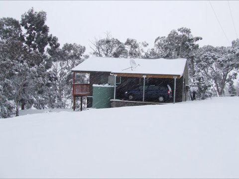 Cool Mountain Lodge - VIC Tourism 2