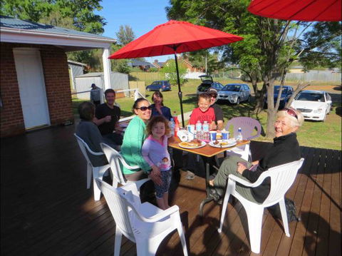Eddy's Of Canowindra - VIC Tourism 5