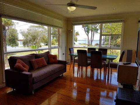 Gerohn House - VIC Tourism 0