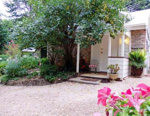 Harcourt Elms Bed And Breakfast - VIC Tourism 1