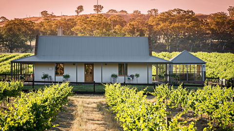 Brockenchack Vineyard Bed & Breakfast - VIC Tourism 0