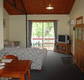 The Old Oak Bed and Breakfast - The Shearing Shed - VIC Tourism