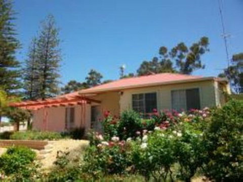 Ohanez Holiday House - VIC Tourism 0