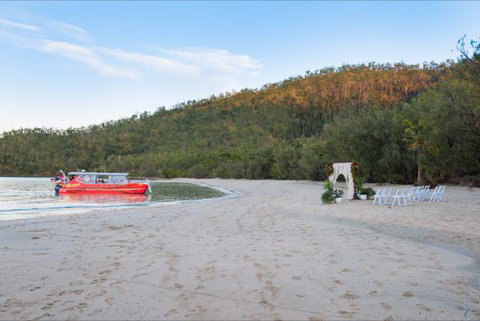 Paradise Cove Whitsundays - VIC Tourism 4