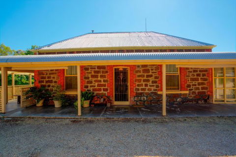 Red Gum Retreat - VIC Tourism 2