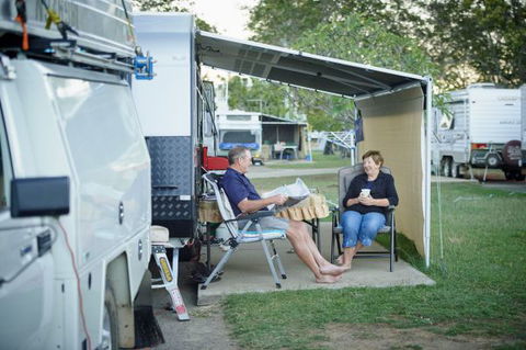 Rowes Bay Beachfront Holiday Park - VIC Tourism 3