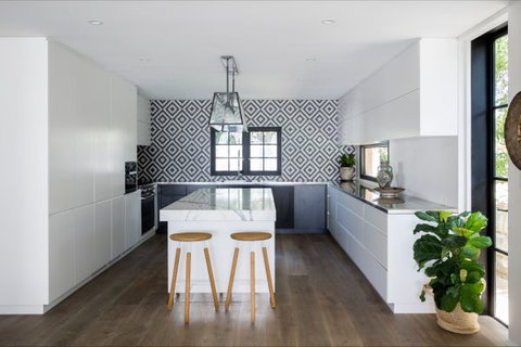 Spanish Manor - VIC Tourism 3