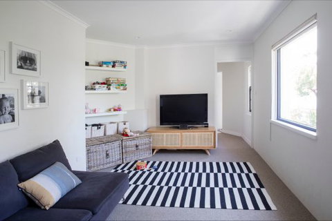 Spanish Manor - VIC Tourism 6