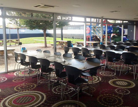 The Foreshore Motel & Tavern (Hobart) Lauderdale - VIC Tourism 3