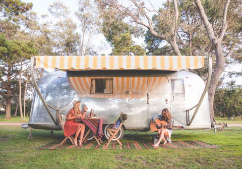 Wanderlings - VIC Tourism 0